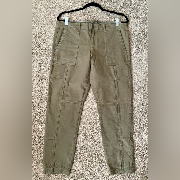Banana Republic Olive Green Skinny Ankle Cargo Pant - Picture 2 of 7